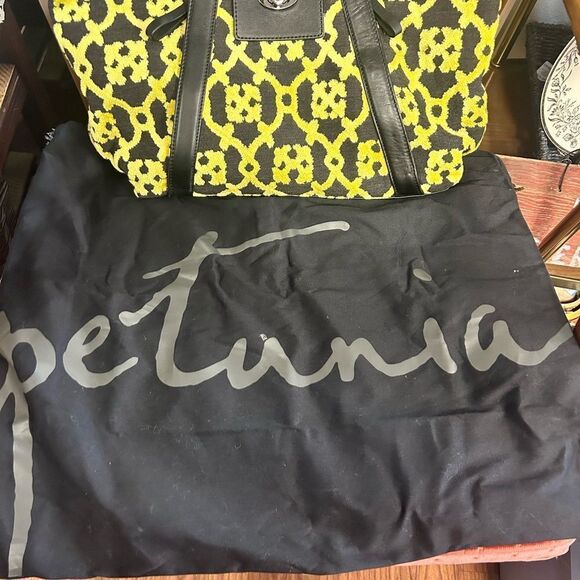 petunia new Ladies purse black/yellow velvet - Picture 2 of 7